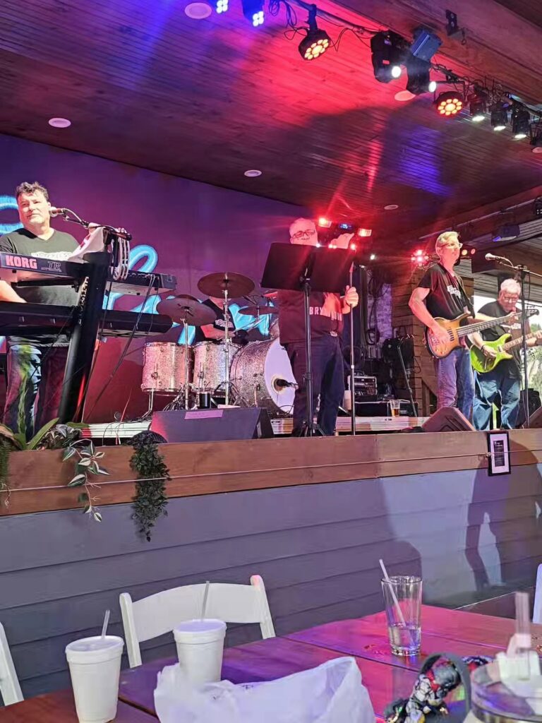 Different Faces Band